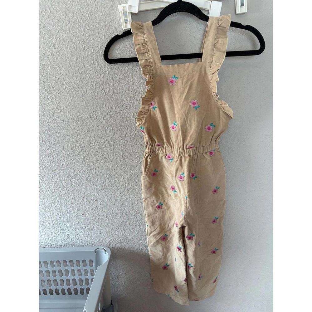 Youth Lilly + Sid corduroy tan floral jumpsuit size 5-6 girls. Adjustable straps